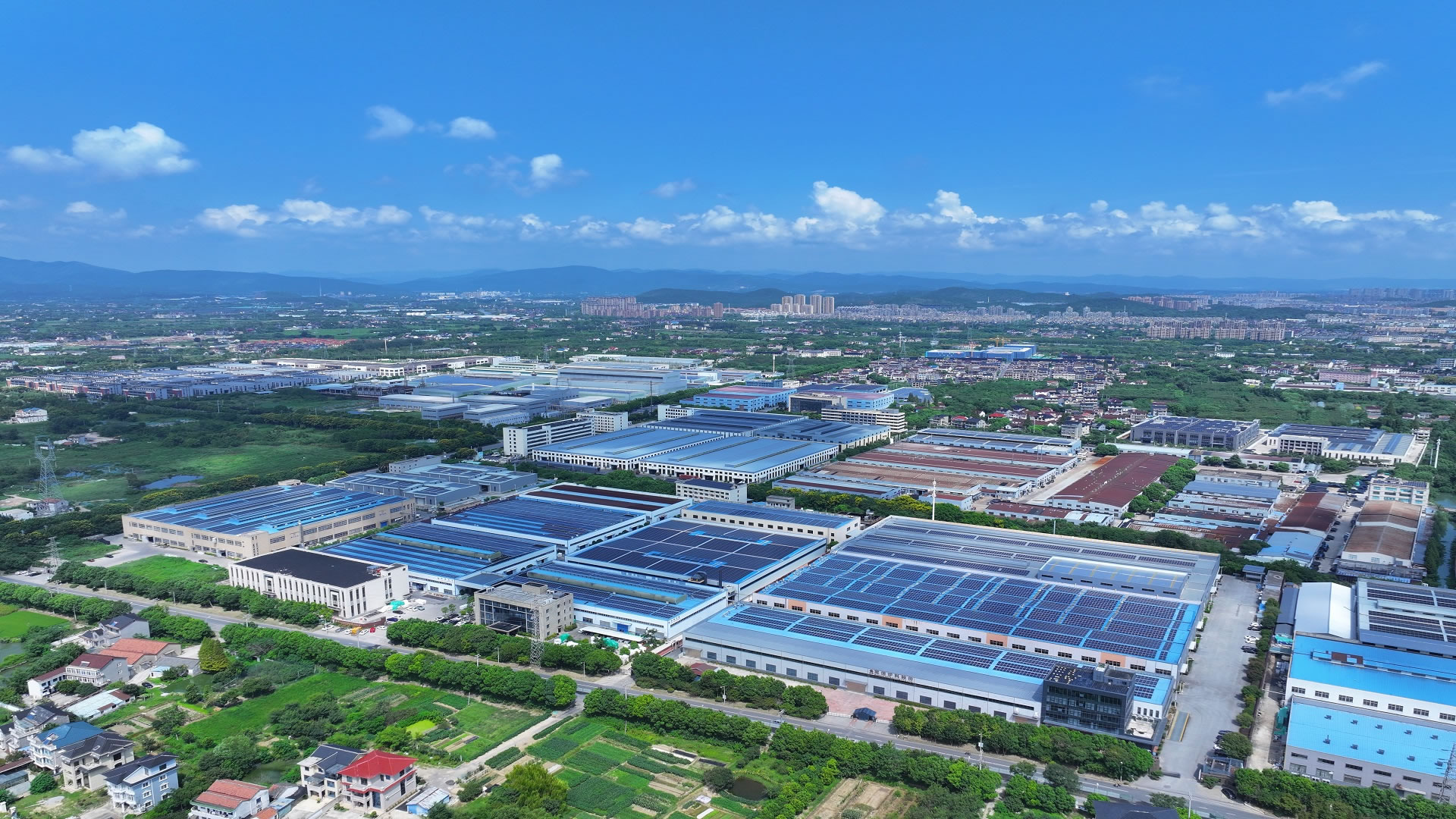 Progetto di generazione di energia fotovoltaica per un’industria metalmeccanica a Huzhou, Cina